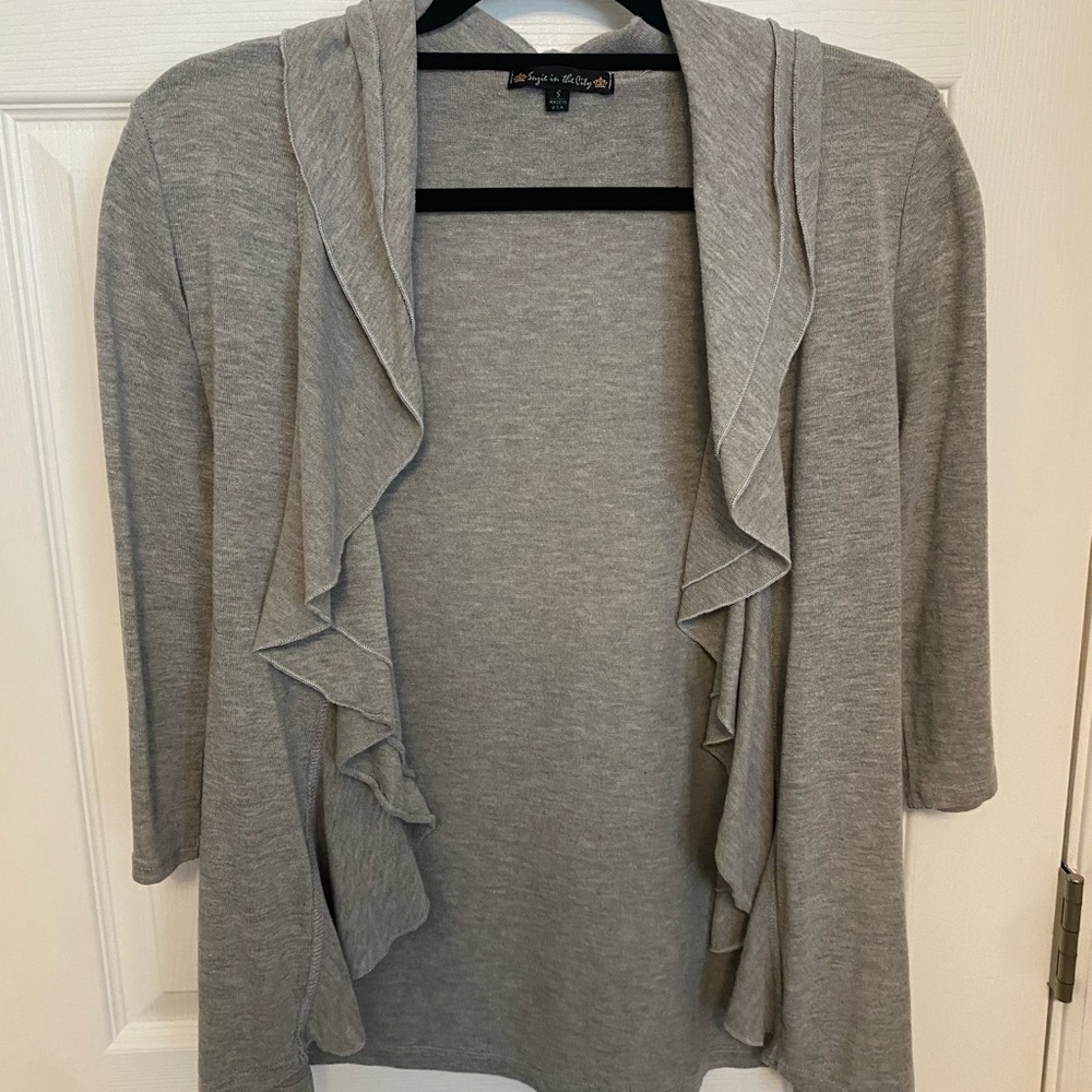 🤍🩶 Gray Ruffle Open Cardigan | Size Small 🩶🤍 - Picture 2 of 5